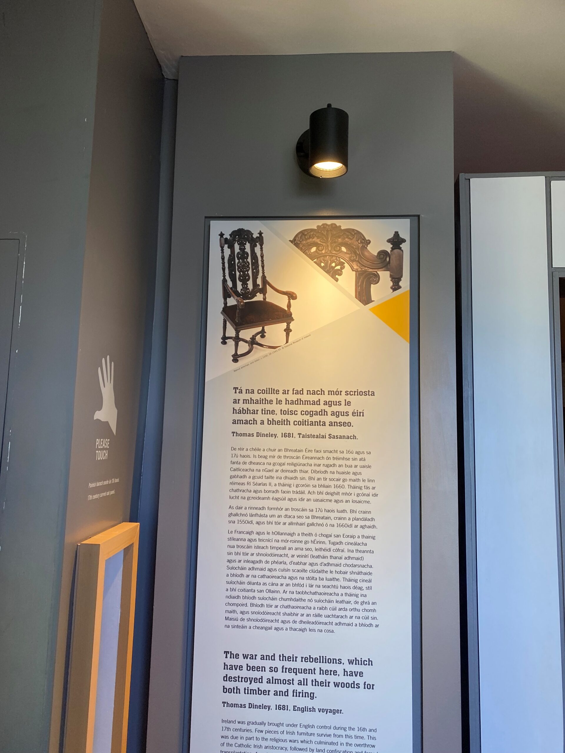 ENCORE TLI-50 track spotlight accenting a framed artwork in the Irish National Gallery