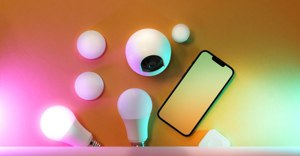 Tunable white smart LED track lighting controlled from 2700K to 4000K via smart home app